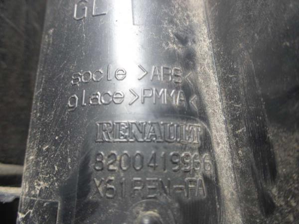 FEU ARRIERE GAUCHE RENAULT - Vue 2